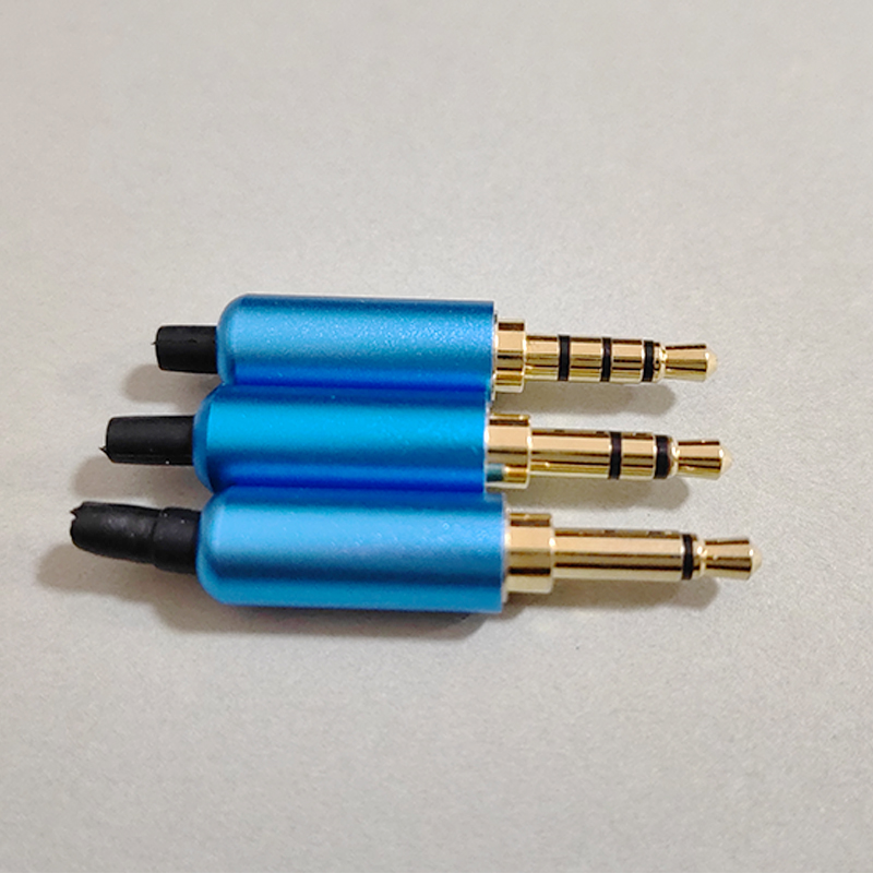 Connettore Audio 3.5MM a 2/3/4 - Audiophile Headphone Wired recensione e prezzo